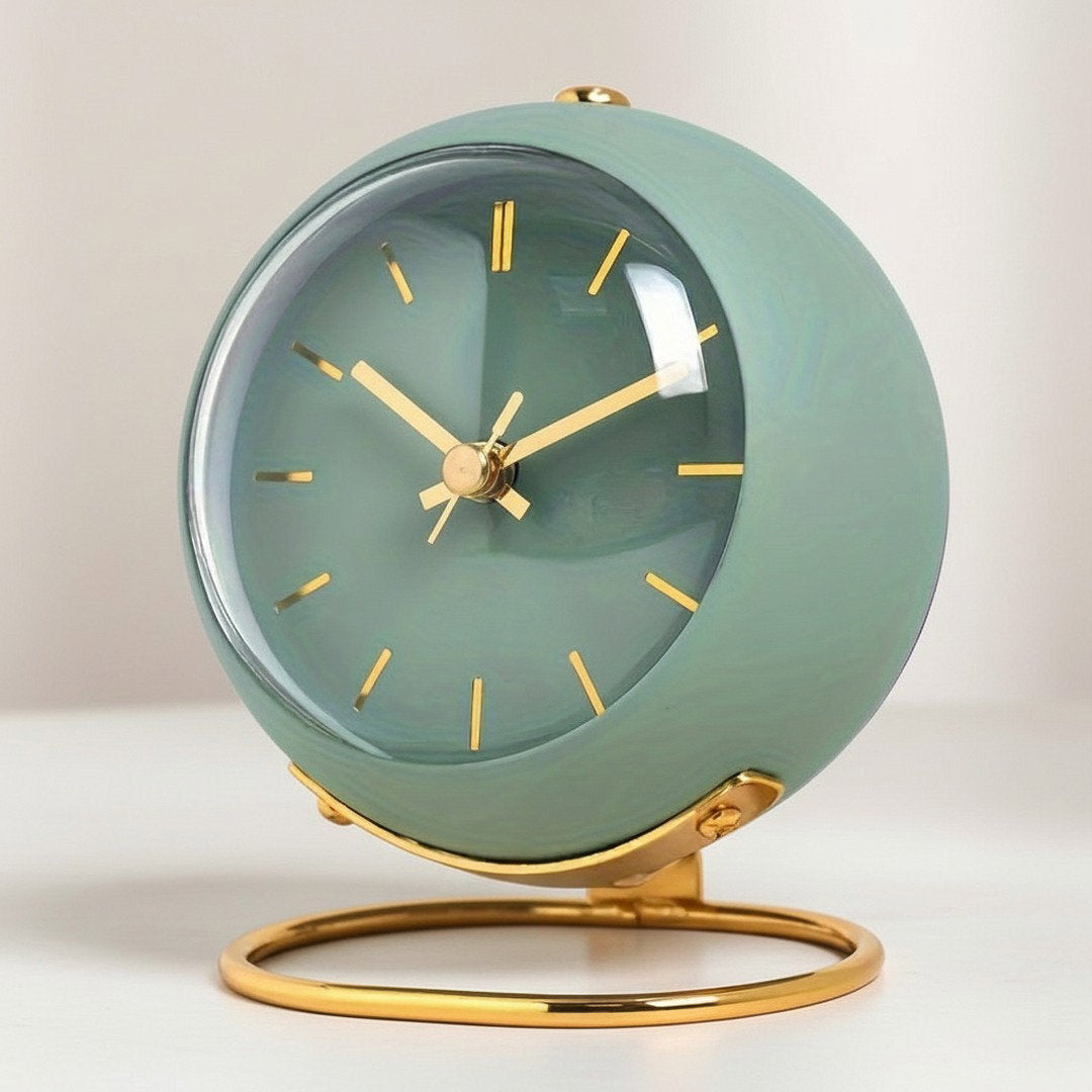 Vintage Style | Retro Analogue Alarm Clock with Silent Mechanism | Compact Design for Peaceful Sleep 7