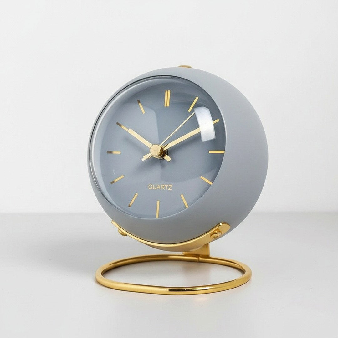 Vintage Style | Retro Analogue Alarm Clock with Silent Mechanism | Compact Design for Peaceful Sleep 7