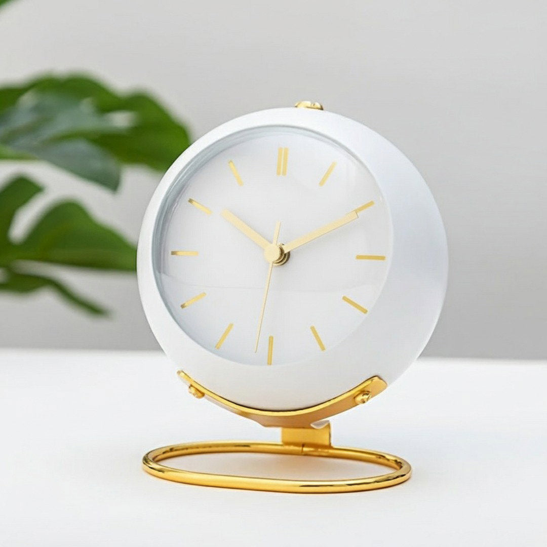 Vintage Style | Retro Analogue Alarm Clock with Silent Mechanism | Compact Design for Peaceful Sleep 7